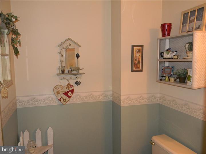 137 Chilton Road Langhorne, PA 19047 - Photo 15 of 18 Bathroom