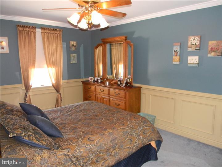 137 Chilton Road Langhorne, PA 19047 - Photo 10 of 18 Master Bedroom