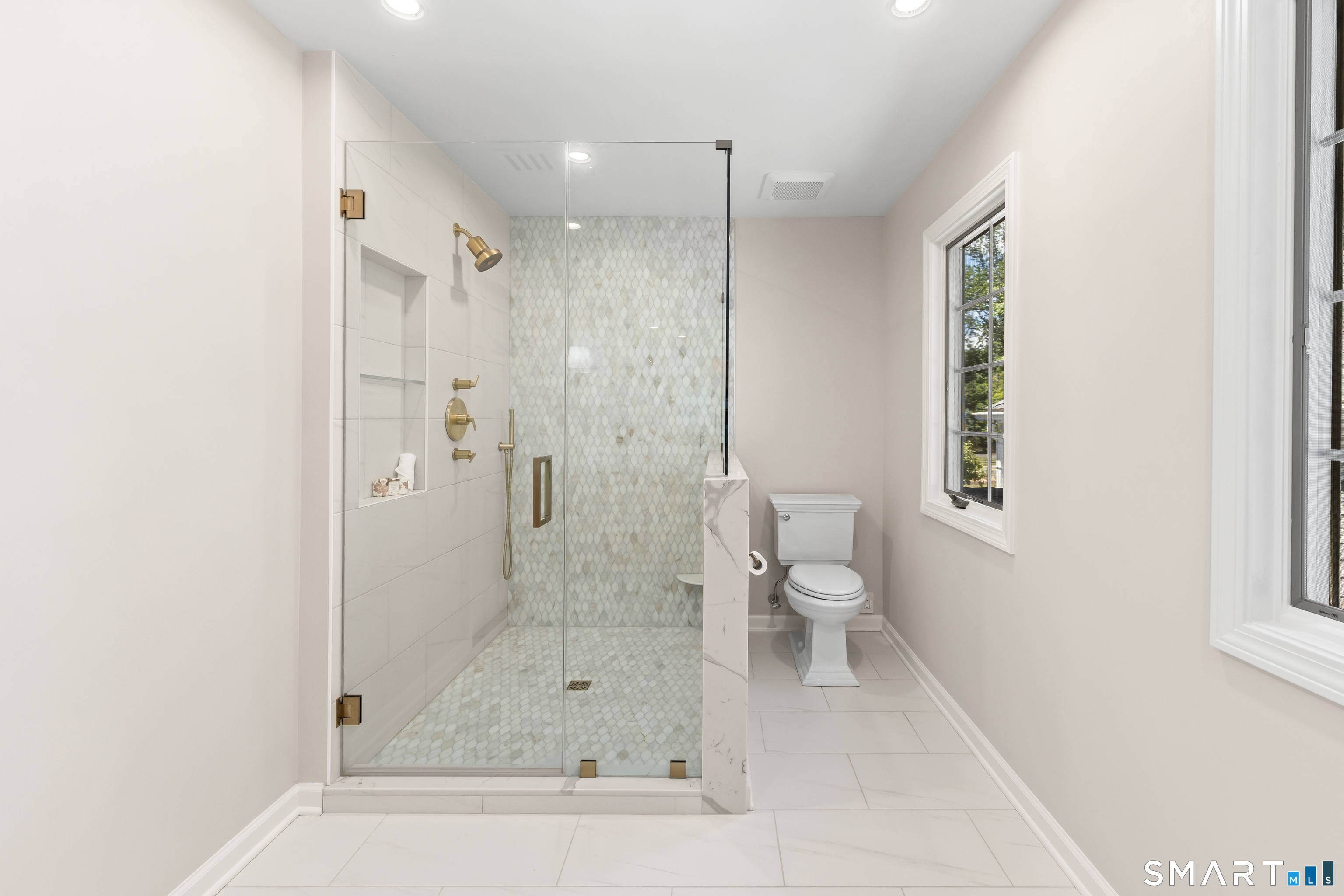 3050 Bronson Road Fairfield, CT 06824 - Photo 25 of 39