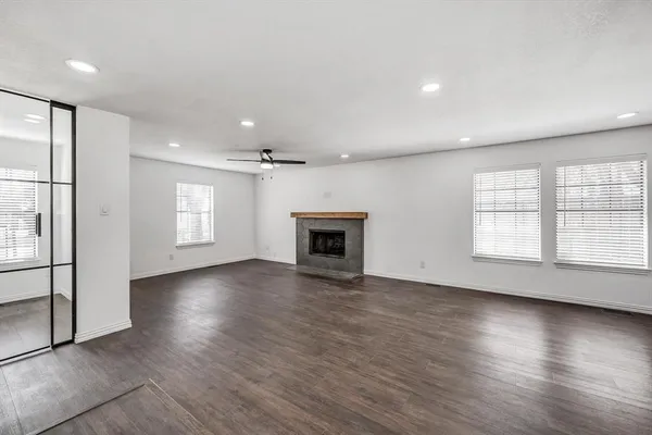 $3,400 | 200 Eagle Court, Bedford, TX 76021