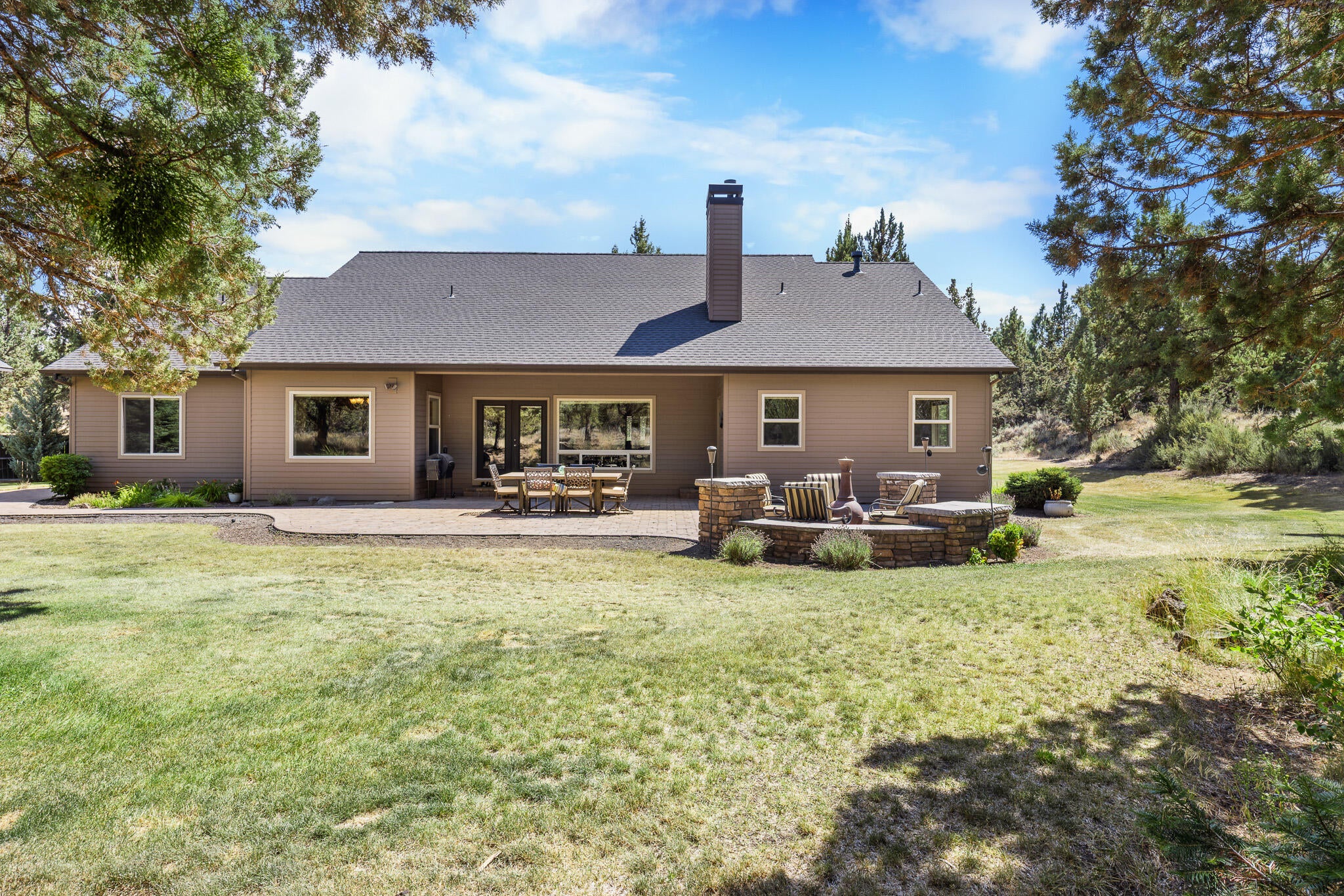 21130 Country Squire Road Bend, OR 97701 - Photo 9 of 52 _52A5504