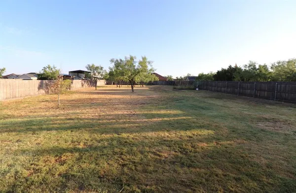 $2,800 | 350 Hog Eye Road, Abilene, TX 79602