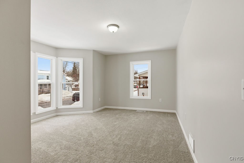 609 Seneca Street Fulton, NY 13069 - Photo 12 of 35