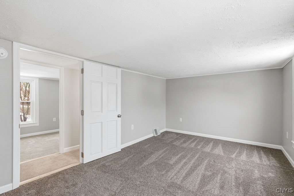 609 Seneca Street Fulton, NY 13069 - Photo 18 of 35