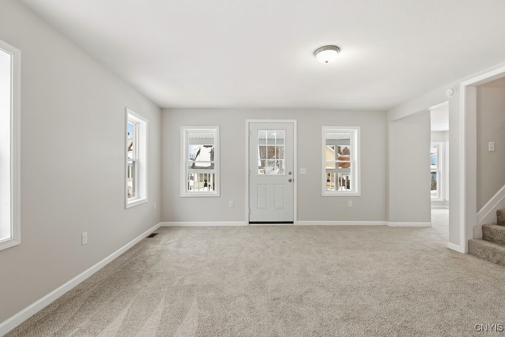 609 Seneca Street Fulton, NY 13069 - Photo 7 of 35