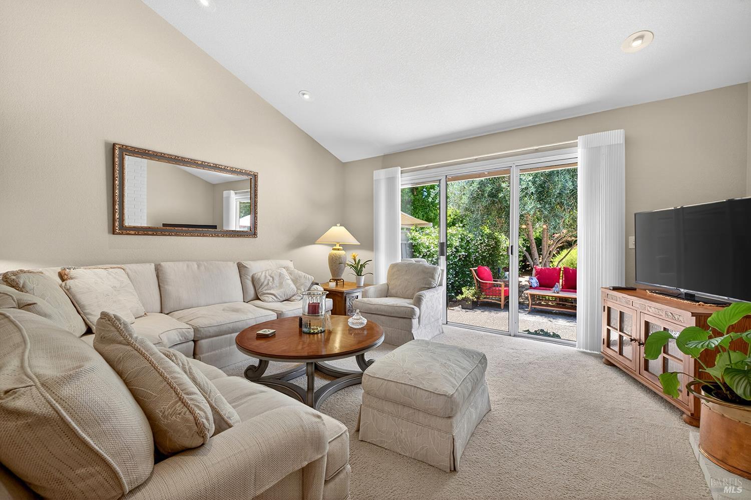 317 Miramonte Place Santa Rosa, CA 95409 - Photo 7 of 48