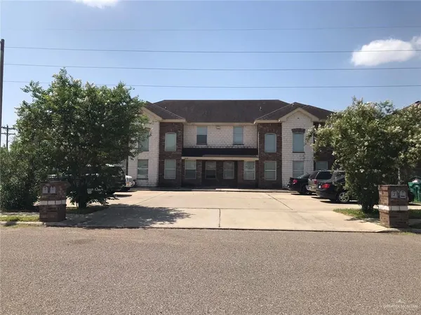 $875 | 1603 Omni Avenue, Unit 2, Pharr, TX 78577