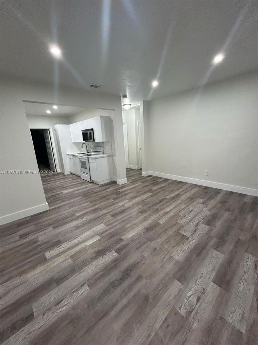 2929 Northwest 47th Street, Unit 2 Miami, FL 33142 - Photo 14 of 15
