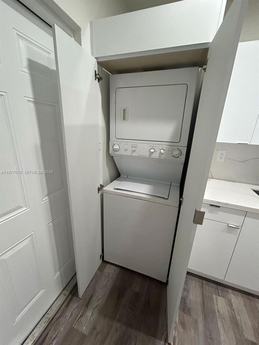 2929 Northwest 47th Street, Unit 2 Miami, FL 33142 - Photo 5 of 15