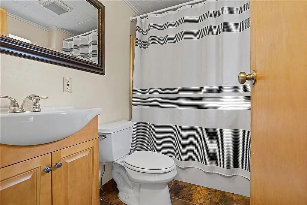 331 Clarence Street Pittsburgh, PA 15211 - Photo 24 of 33