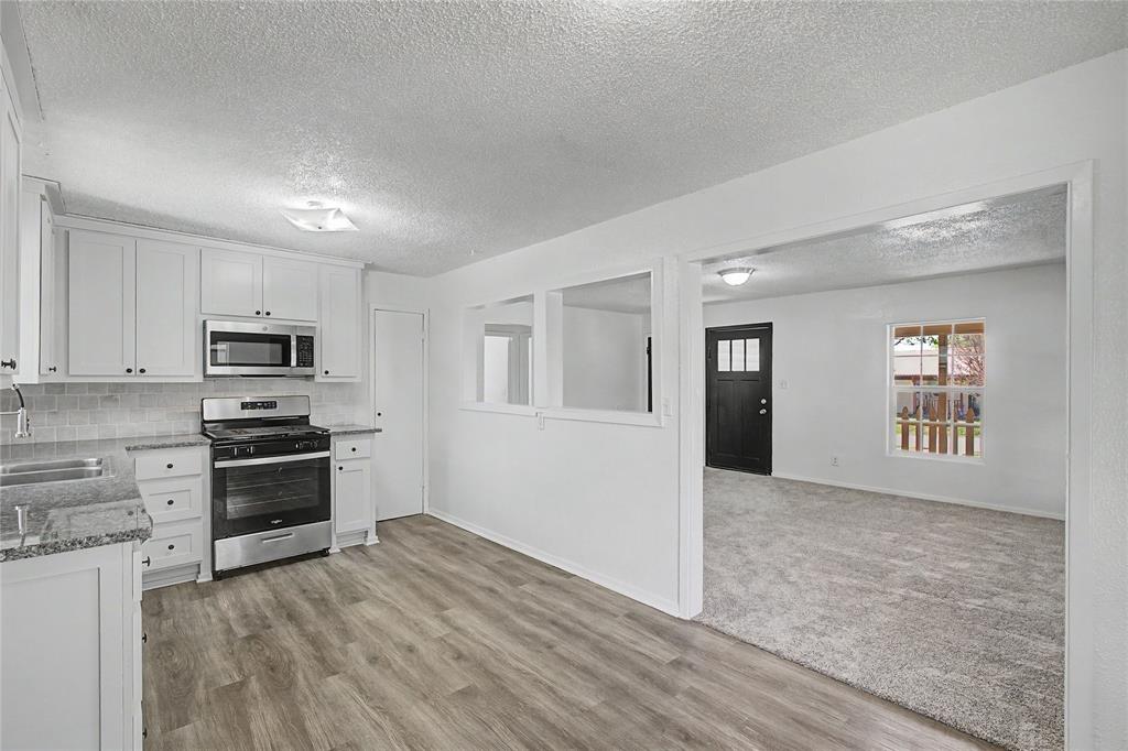 316 West 4th Terrace Springtown, TX 76082 - Photo 4 of 23