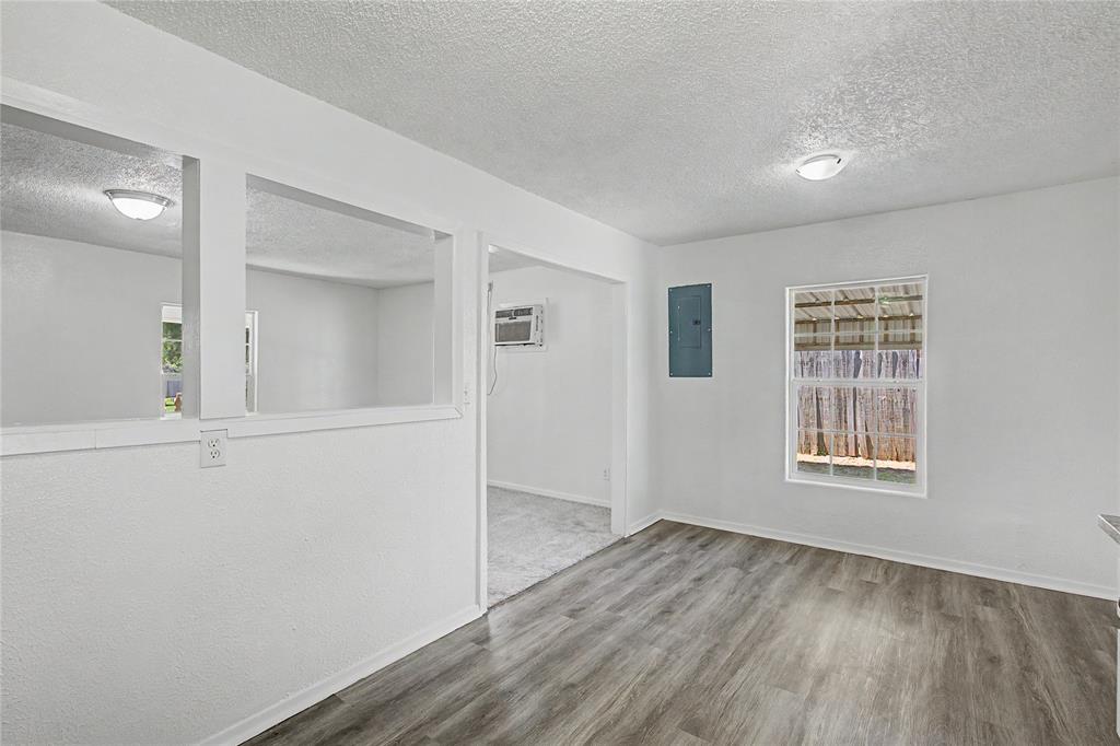 316 West 4th Terrace Springtown, TX 76082 - Photo 9 of 23