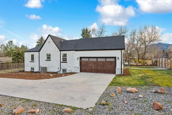 $1,099,900 | 3360 Broadway, Boulder, CO 80304