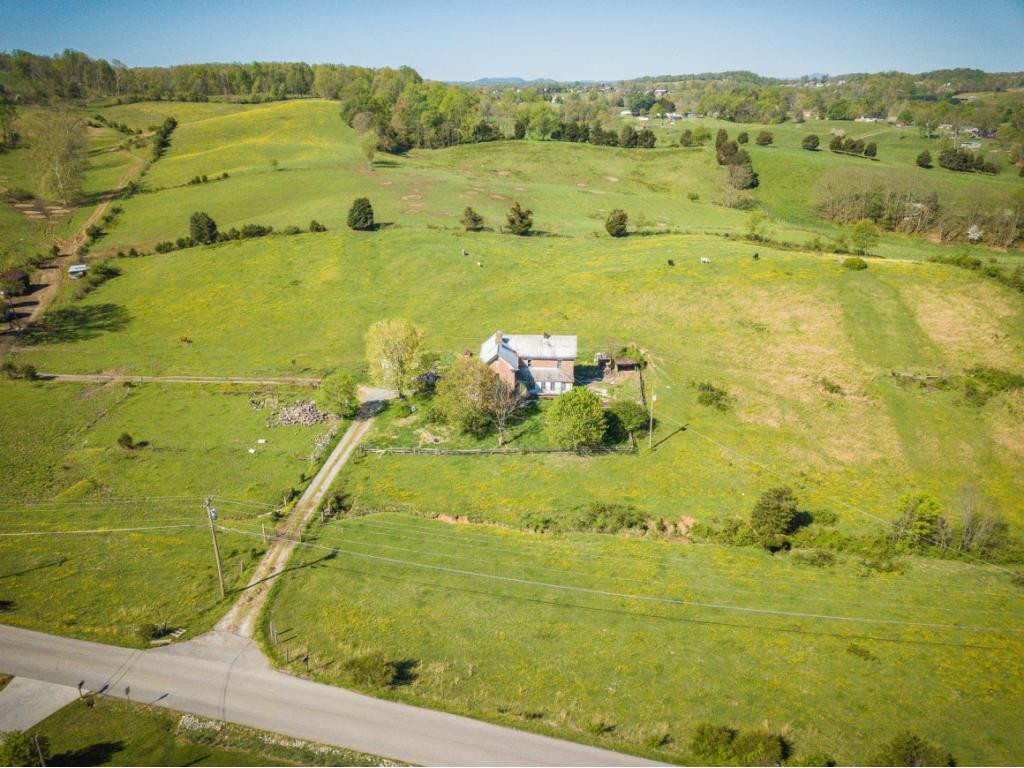 431 Poplar Ridge Road Piney Flats, TN 37686 - Photo 1 of 24 Photo 1
