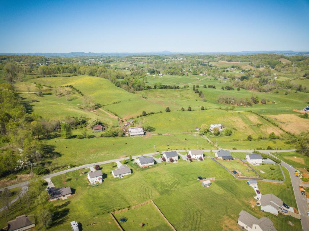 431 Poplar Ridge Road Piney Flats, TN 37686 - Photo 8 of 24 Photo 8