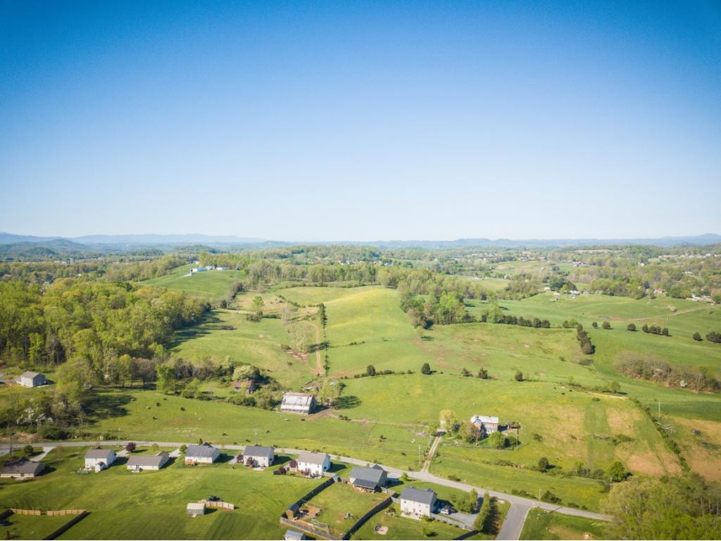 431 Poplar Ridge Road Piney Flats, TN 37686 - Photo 9 of 24 Photo 9