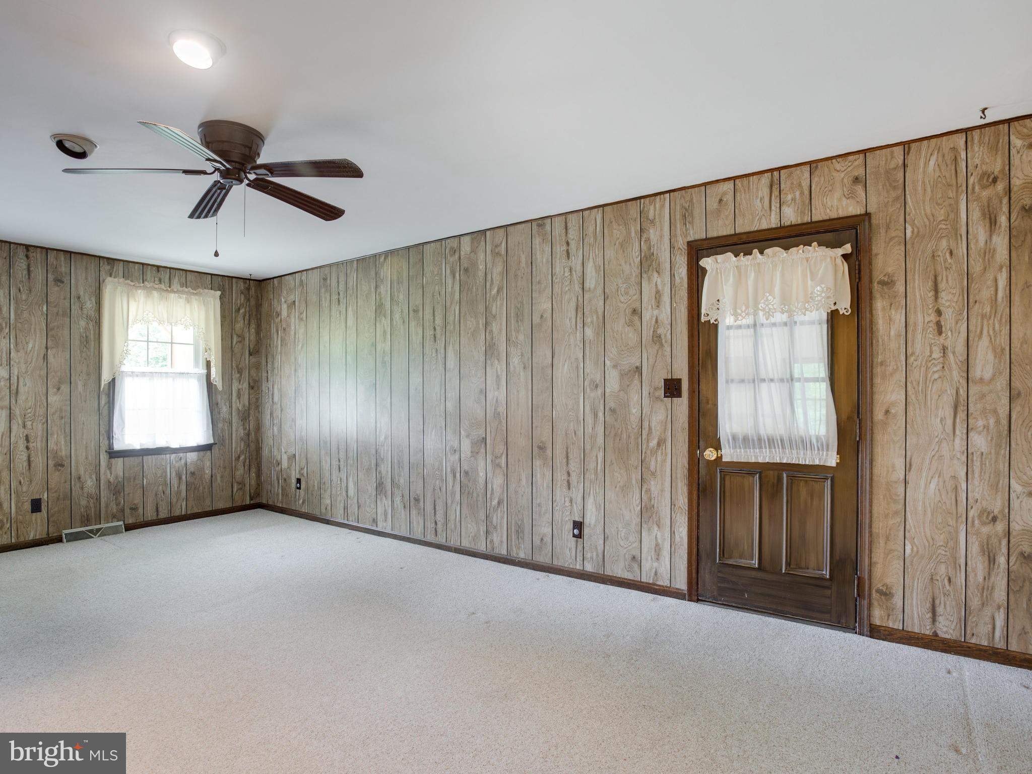 26736 Three Notch Road Mechanicsville, MD 20659 - Photo 11 of 29 Living Room
