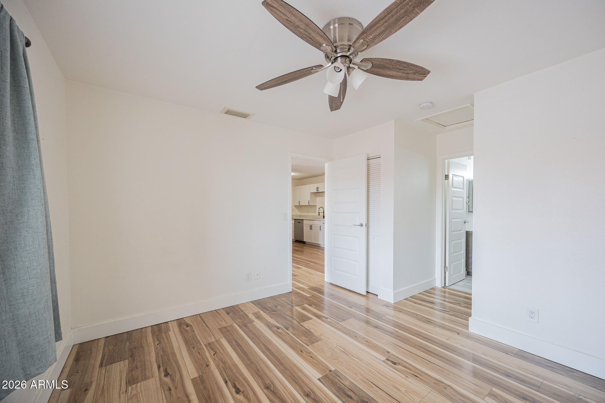 3511 East Baseline Road, Unit 1010 Phoenix, AZ 85042 - Photo 13 of 22 B33A8959