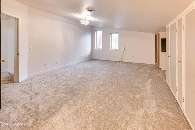 $539,000 | 10 Lewiston Avenue, Pinehurst, ID 83850