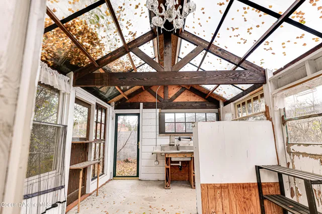 $539,000 | 10 Lewiston Avenue, Pinehurst, ID 83850