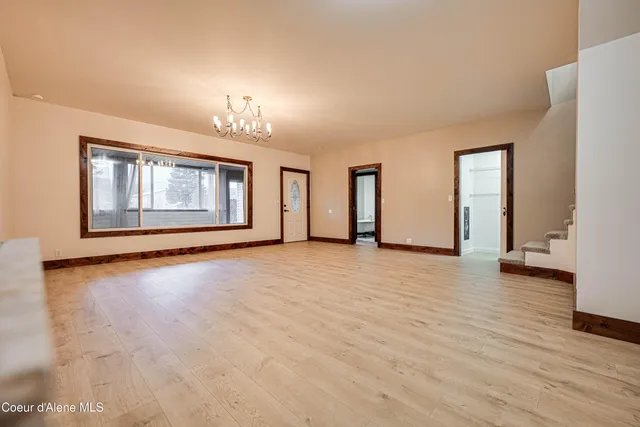 $539,000 | 10 Lewiston Avenue, Pinehurst, ID 83850