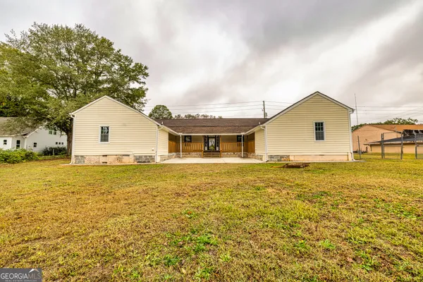 $1,450 | 6 West Oak Street, Unit A, Luthersville, GA 30251