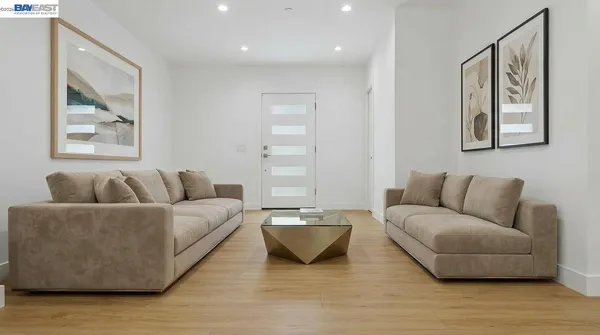 $1,349,000 | 10664 Louise Avenue, Granada Hills, CA 91344