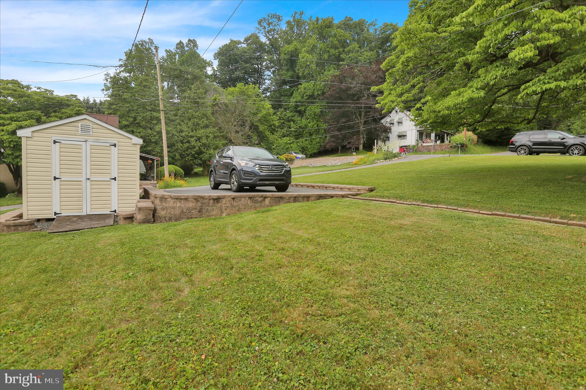 430 Summit Avenue Reading, PA 19607 - Photo 28 of 29 Back paved parking off Alley