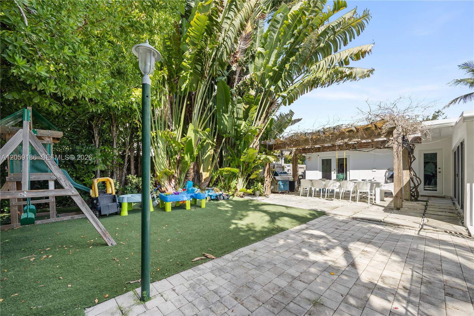 630 Allendale Road Key Biscayne, FL 33149 - Photo 32 of 43