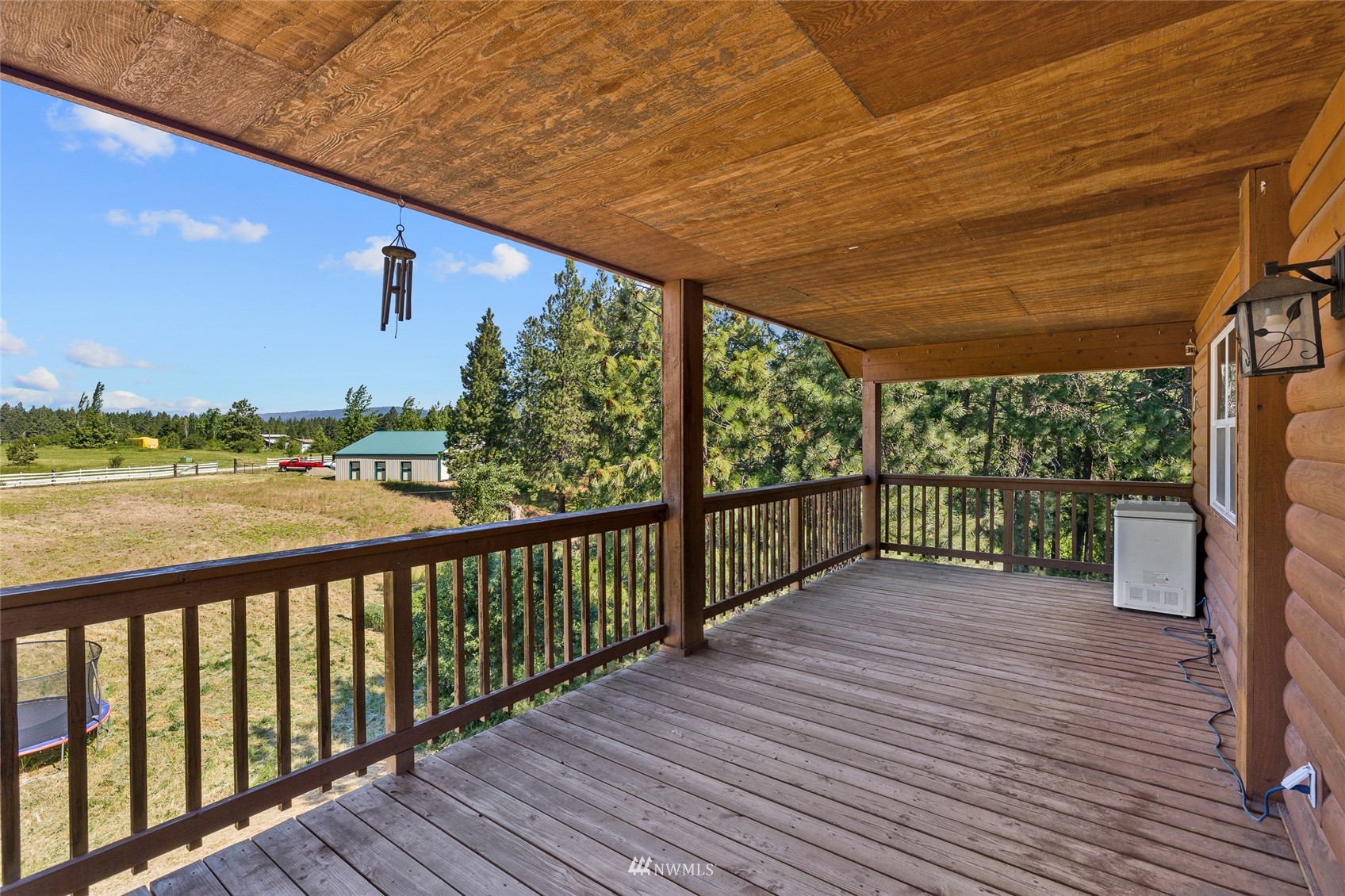 5741 Upper Peoh Point Road Cle Elum, WA 98922 - Photo 10 of 39 a view of a porch