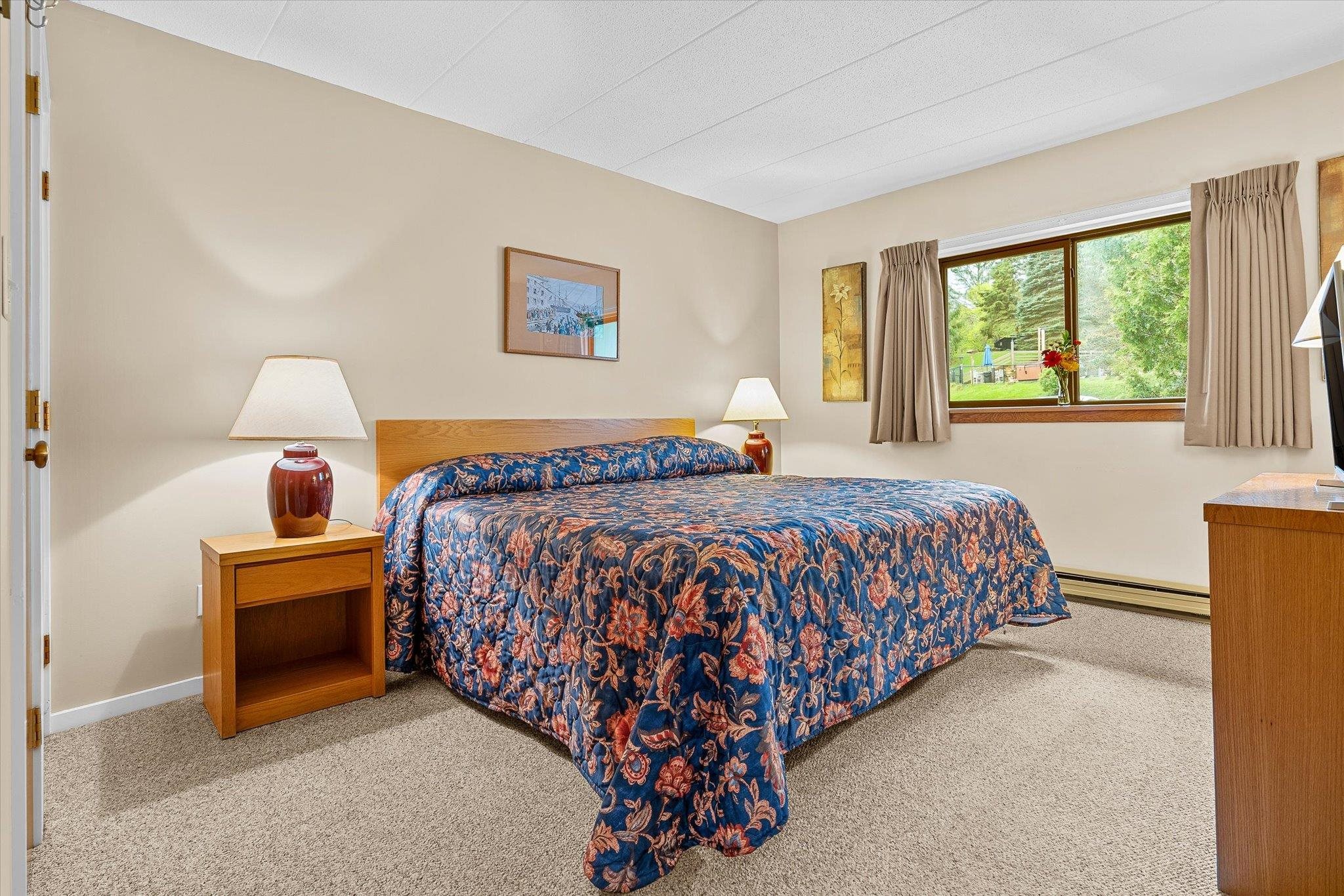 257 Old Mill Road, Unit E13 Killington, VT 05751 - Photo 11 of 26 Gallery Image 11