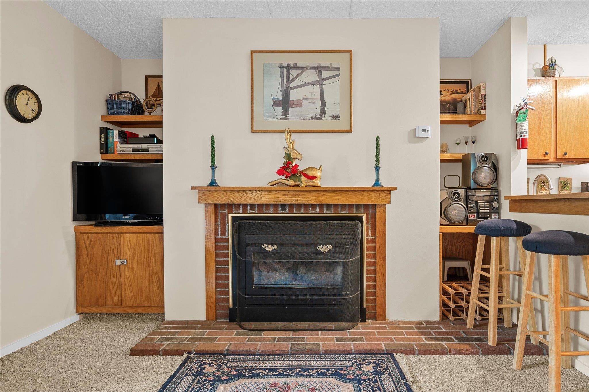 257 Old Mill Road, Unit E13 Killington, VT 05751 - Photo 4 of 26 Gallery Image 4