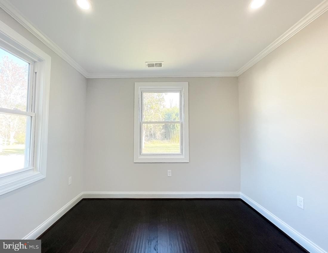 6811 Highbridge Road Bowie, MD 20720 - Photo 6 of 31 Gallery Image 6