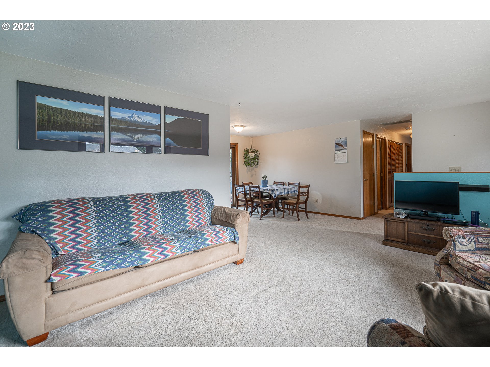 40075 Gary Street Sandy, OR 97055 - Photo 2 of 24