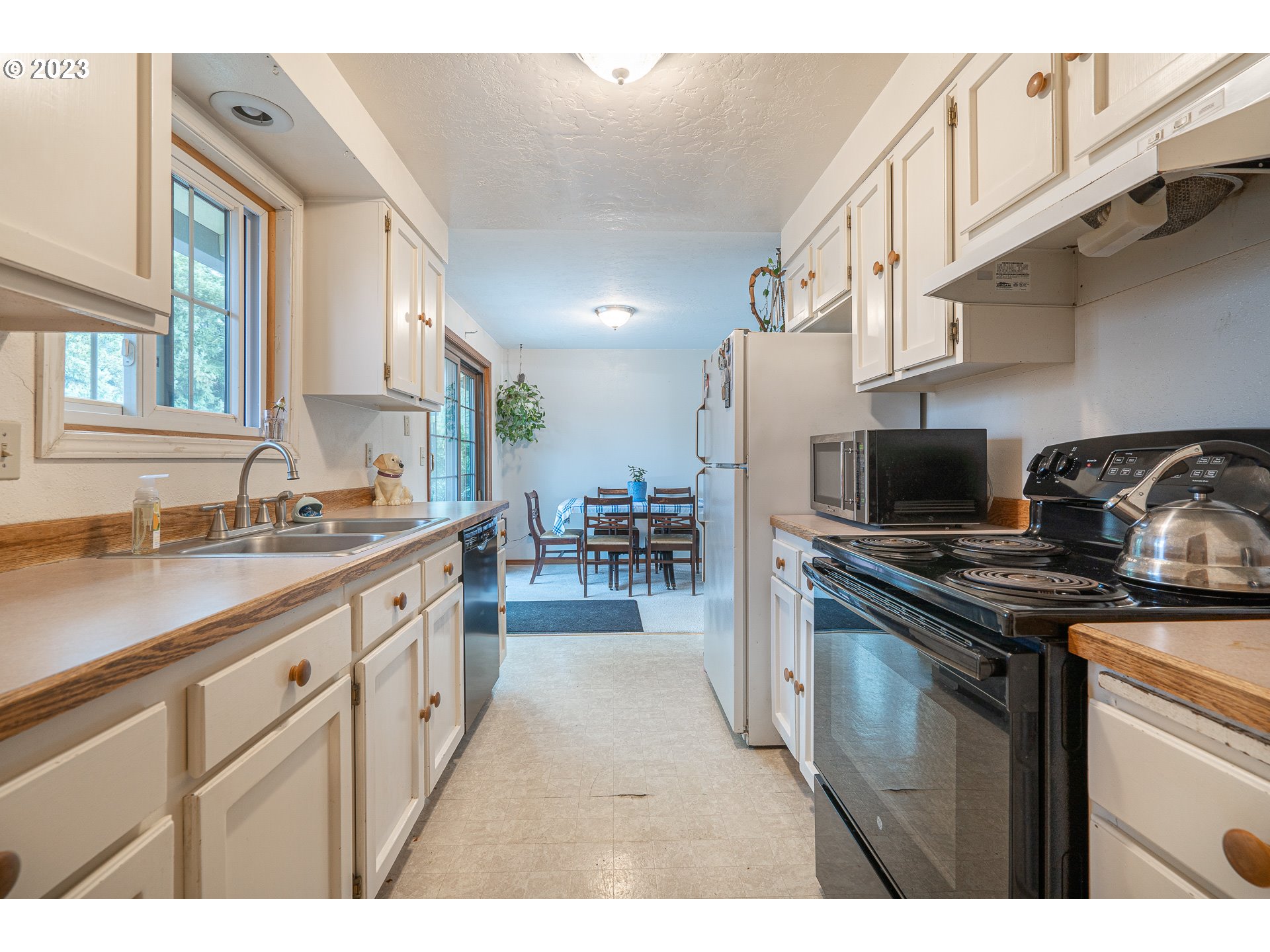 40075 Gary Street Sandy, OR 97055 - Photo 6 of 24