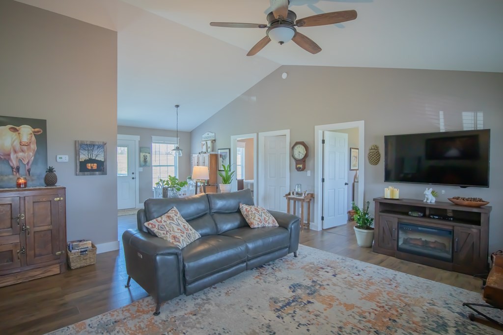 1709 Sand Plant Road Sevierville, TN 37876 - Photo 4 of 33 Gallery Image 4