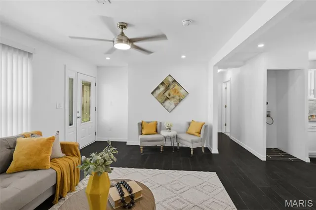 $179,900 | 604 West Avenue, East St. Louis, IL 62207