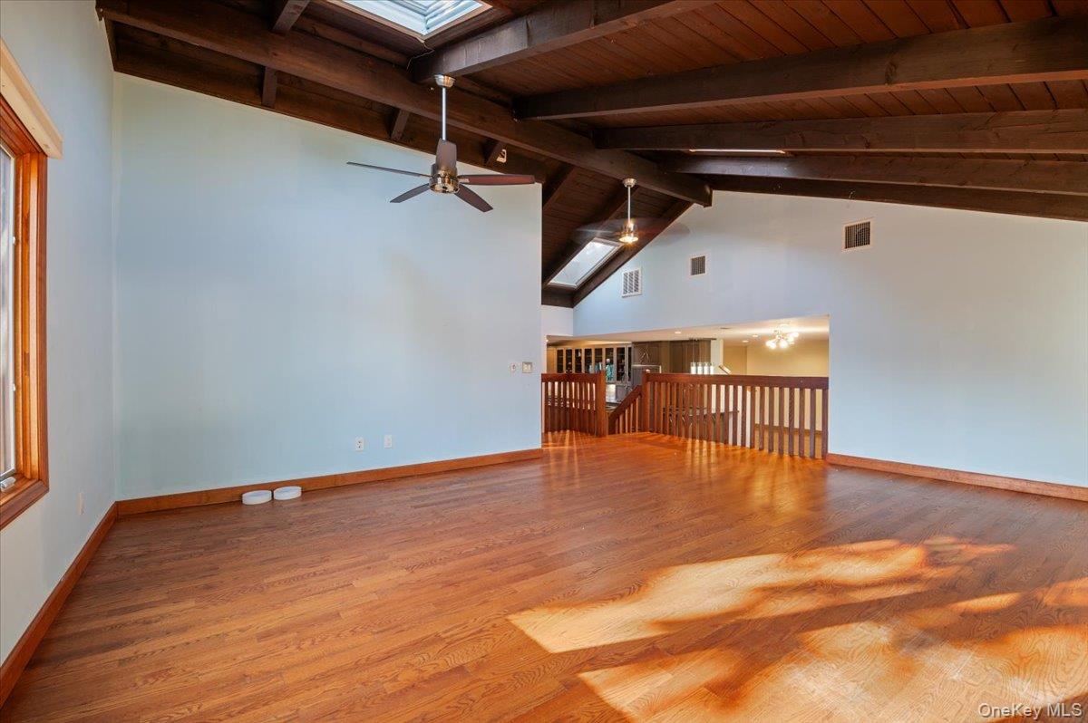 151 Seaman Neck Road Dix Hills, NY 11746 - Photo 20 of 35
