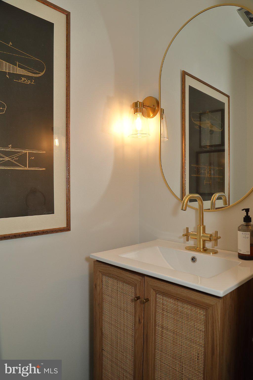 445 Haverhill Road Lancaster, PA 17601 - Photo 43 of 47 Elegant bathroom with modern accents.