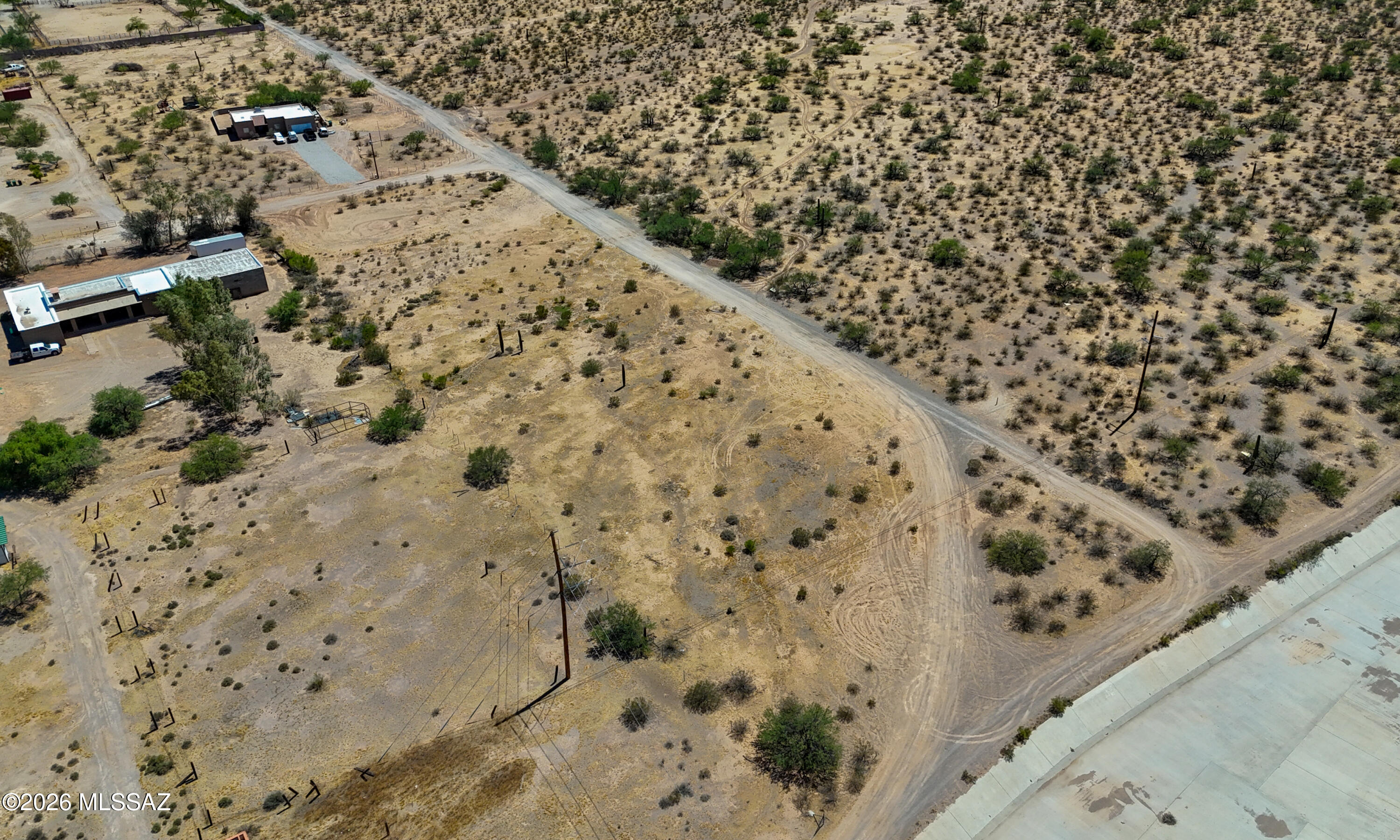 6171 West Irvington Road, Unit 4 Tucson, AZ 85757 - Photo 3 of 14 DJI_20260630142142_0299_D