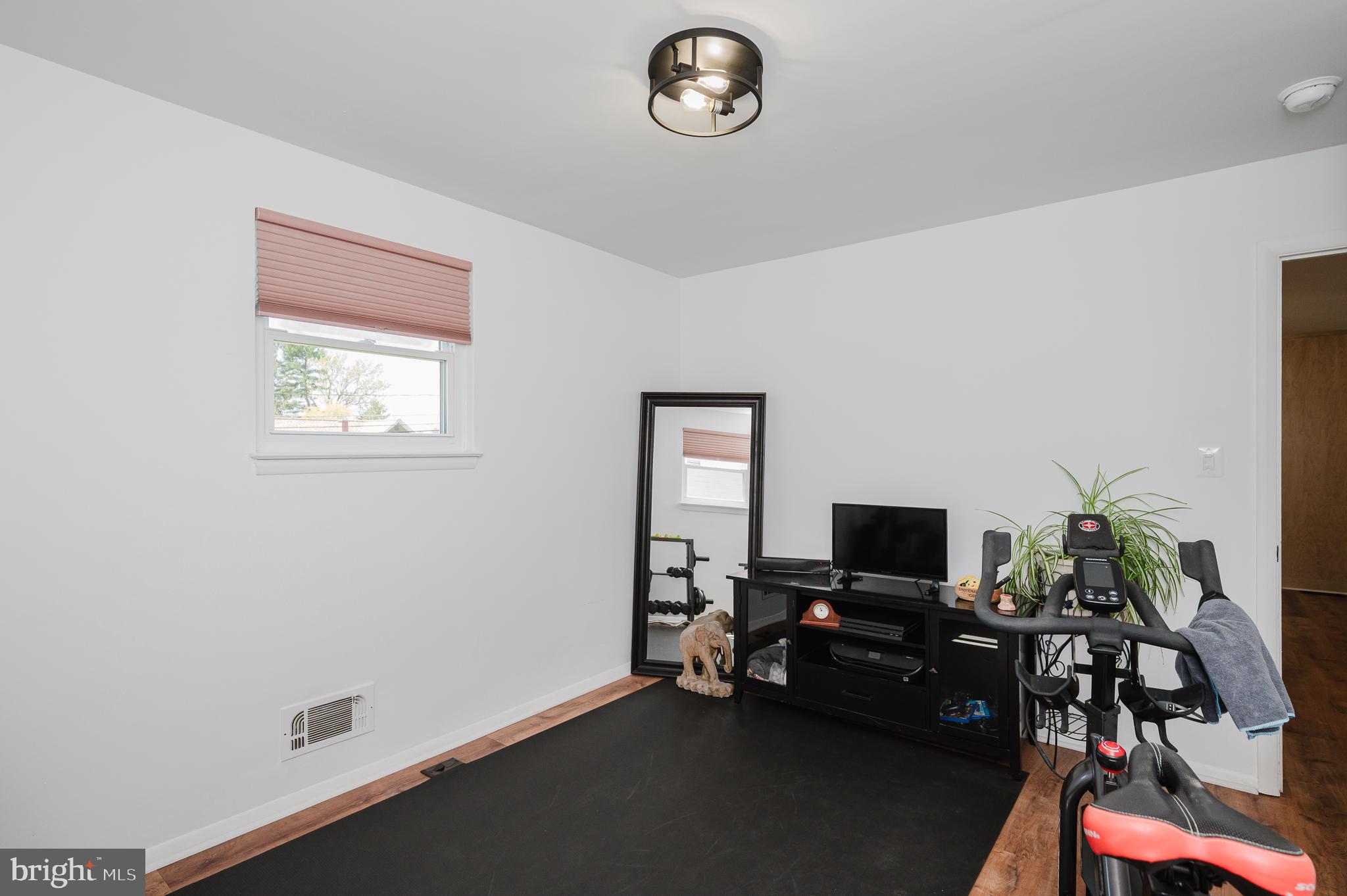 9651 Dundawan Road Baltimore, MD 21236 - Photo 30 of 55 Bed 3