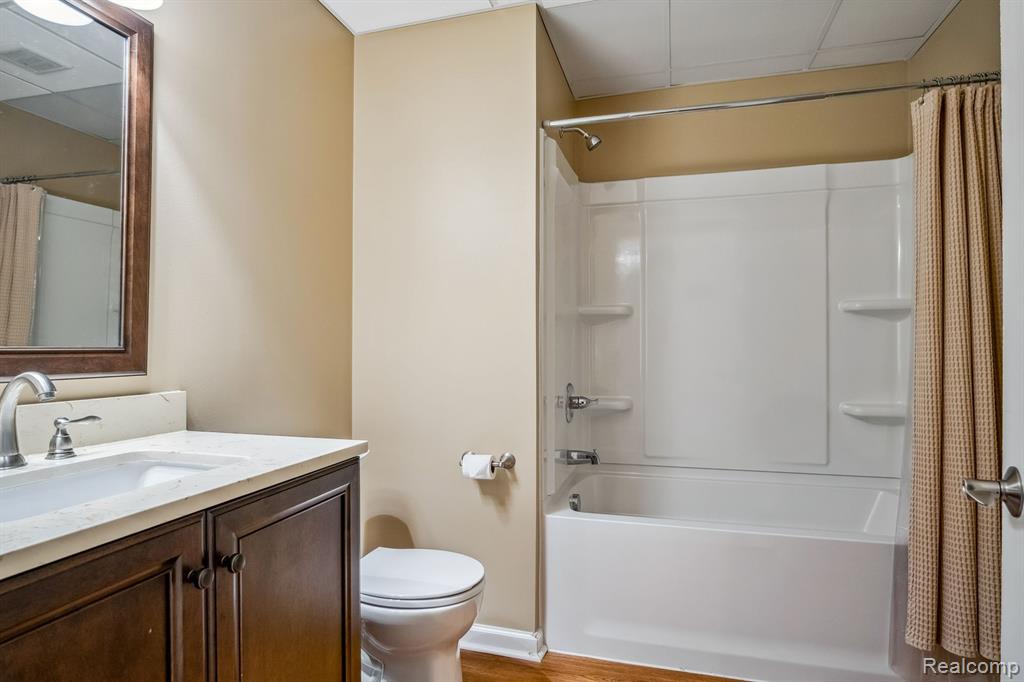 648 Jennings Road Whitmore Lake, MI 48189 - Photo 34 of 44 Gallery Image 34