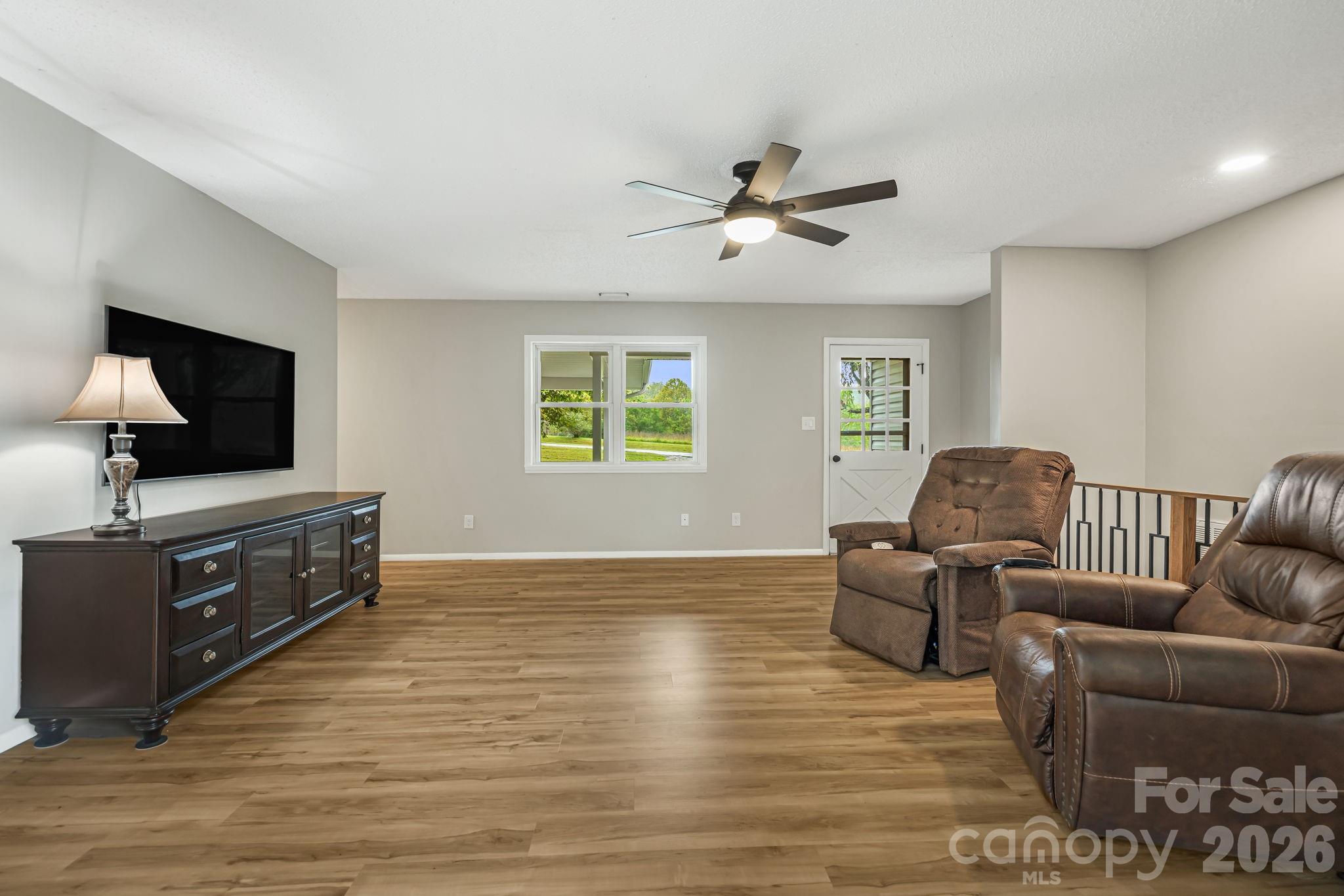 1007 Dula Road Spruce Pine, NC 28777 - Photo 7 of 44