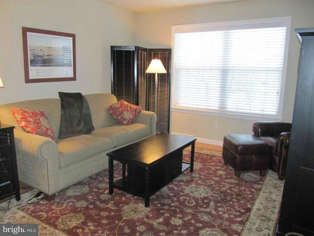 611 Wallingford Road Lititz, PA 17543 - Photo 9 of 14 Gallery Image 9