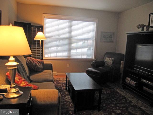 611 Wallingford Road Lititz, PA 17543 - Photo 10 of 14 Gallery Image 10