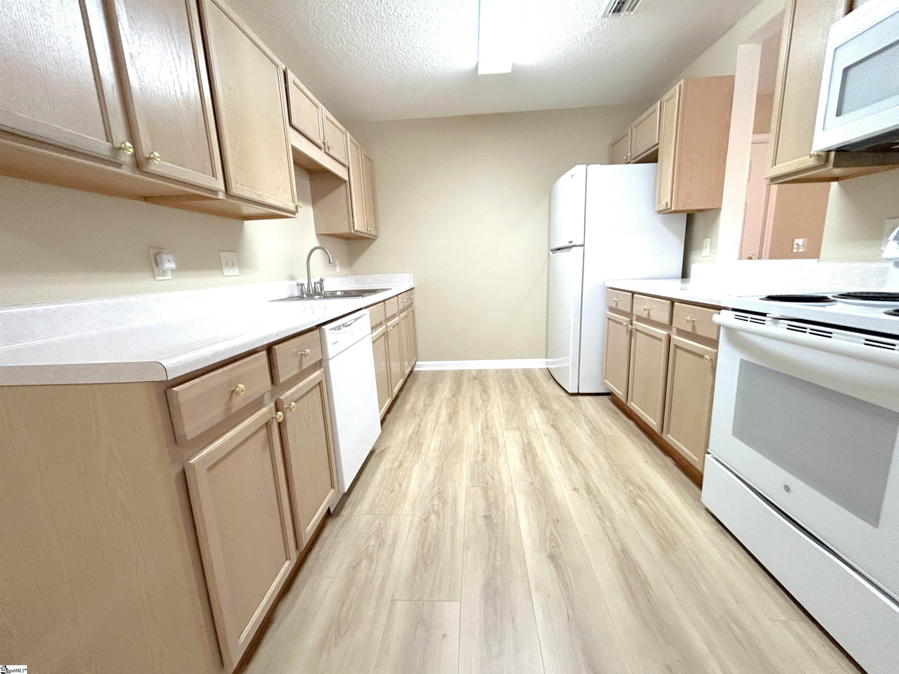 1001 Pelham Square Way Greer, SC 29650 - Photo 8 of 21