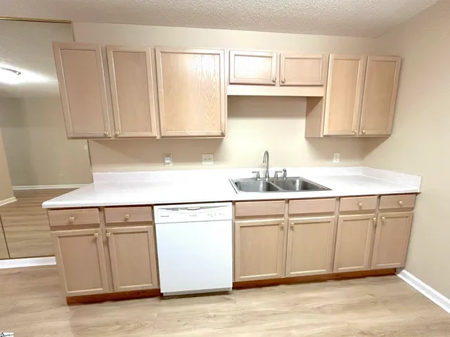 $210,000 | 1001 Pelham Square Way, Greer, SC 29650