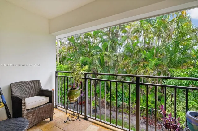 $2,350,000 | 6345 Maynada Street, Coral Gables, FL 33146