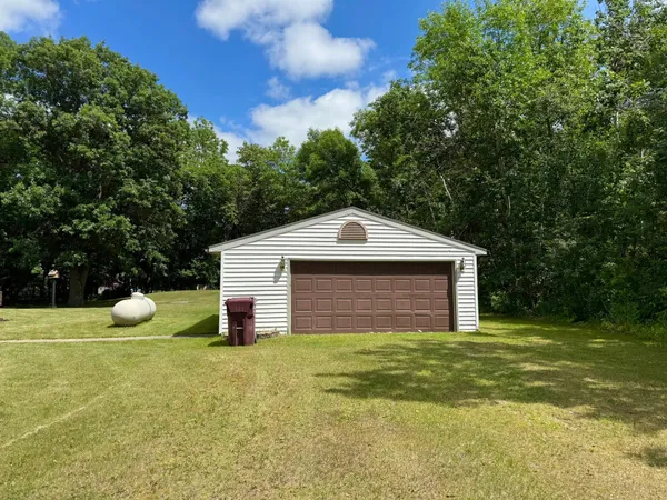 $428,500 | 14158 185th Avenue Northeast, Thief River Falls, MN 56701