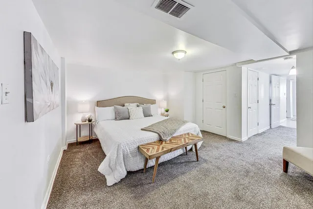 $225,000 | 6209 South Dorchester Avenue, Unit 1, Chicago, IL 60637